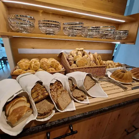 Stift St. Georgen Am Laengsee