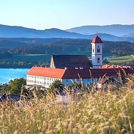 Stift St. Georgen Am Längsee 4* Sankt Georgen am Längsee