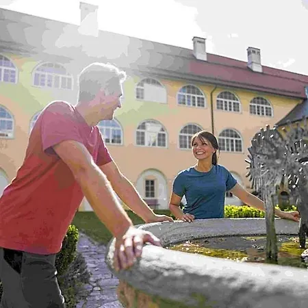 Stift St. Georgen Am Laengsee