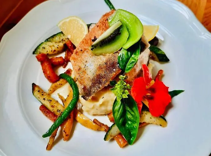 Stift St. Georgen Am Laengsee מלון Sankt Georgen am Längsee