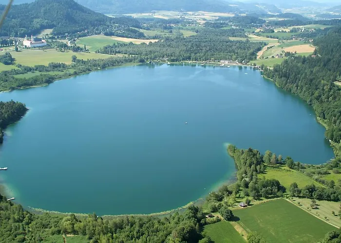 מלון Stift St. Georgen Am Laengsee Sankt Georgen am Längsee